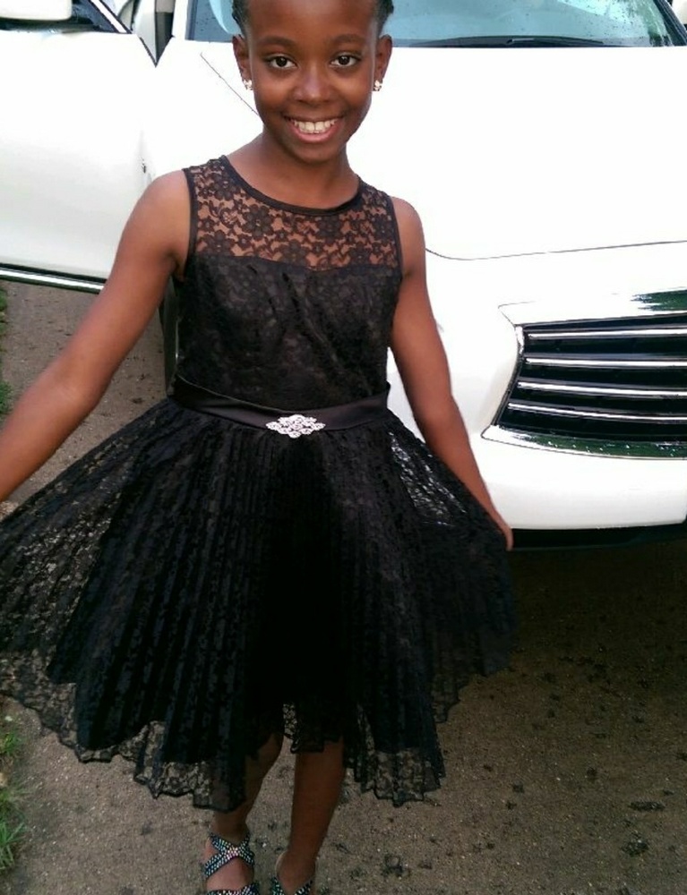 Girls dress